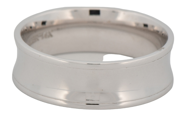 14K White Gold 5mm Comfort Fit Band. Finger Size 9.