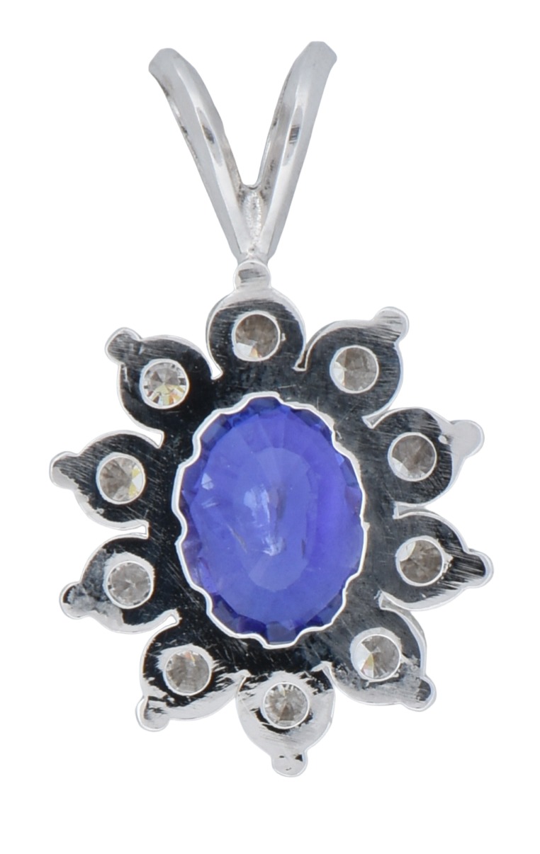 14K White Gold Pendant with 1.49 Carat Oval Violet-Blue Checkerboard Tanzanite and 1.02 Carat Total Weight in Diamonds, SI Clarity, H-I Color