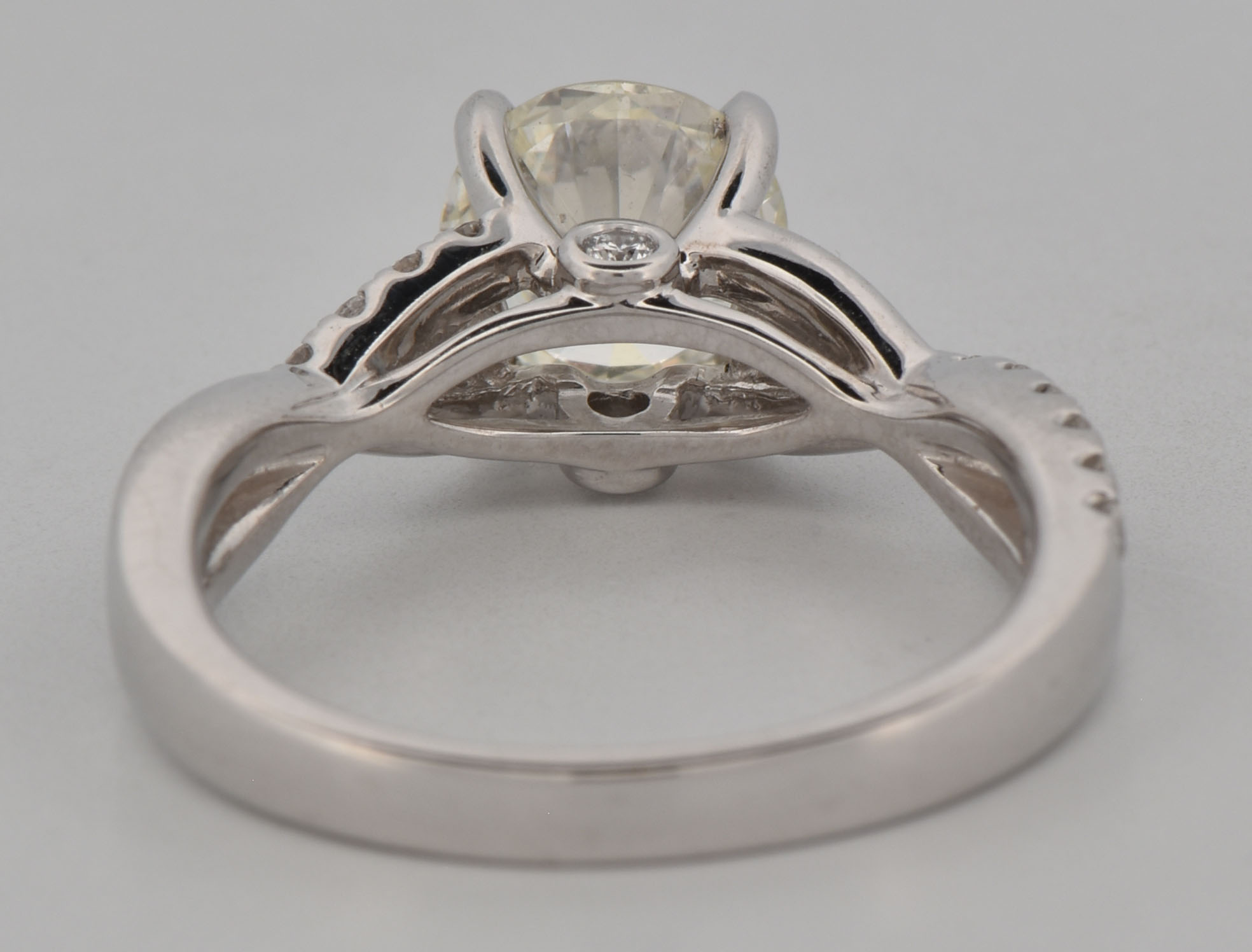 14K White Gold Diamond Ring with a 1.43 Carat Round Brilliant, VS1 Clarity, K Color GIA #2221446612 and .39 Carat Total Weight in Round Side Diamonds