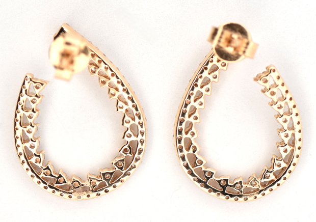 14K Yellow Gold Diamond Earrings with Approximately 1.00 Carat Total Weight in Round Brilliant Diamonds, SI Clarity, H-I Color